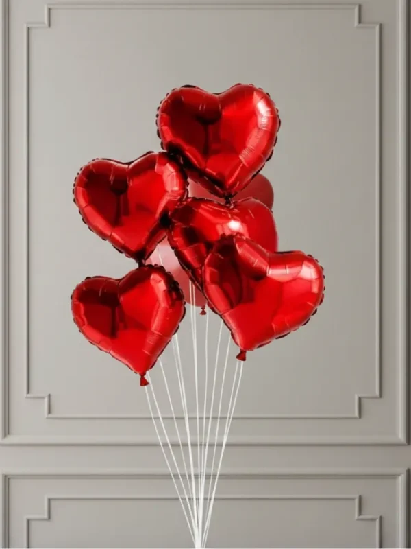 Ramillete de 5 Globos de Corazón