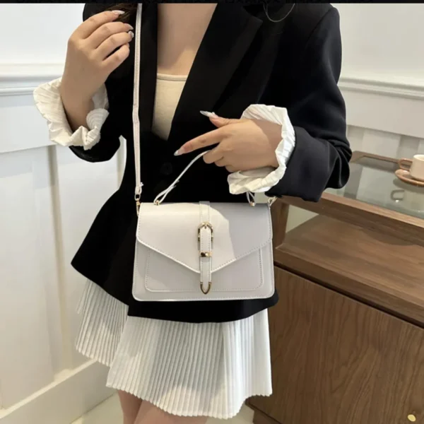 WhatsApp Image 2026-02-19 at 6.12.47 PM Bolsa Dama Crossbody Moda