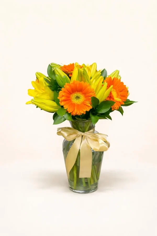 WhatsApp Image 2026-02-24 at 3.14.15 PM Amanecer floral (5 lilis y 5 gerberas)