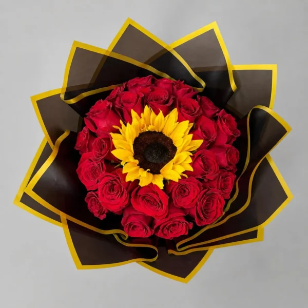 Nuestro amor (24 rosas y 1 girasol)