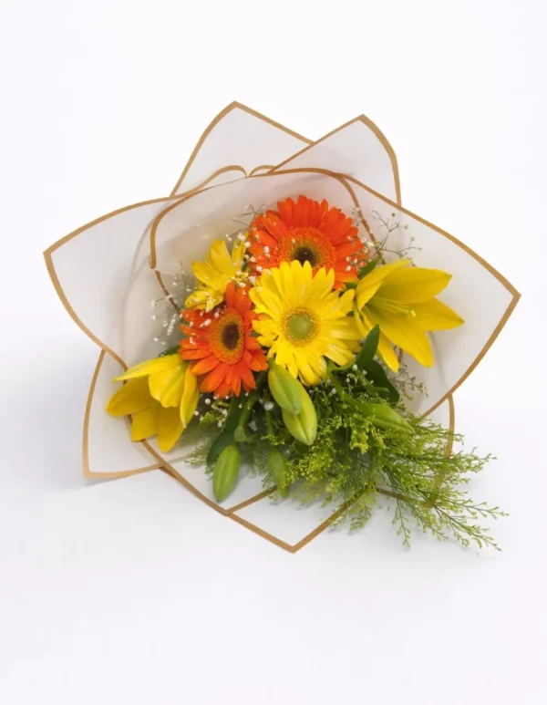 Ramo de 4 gerberas y 2 lilis