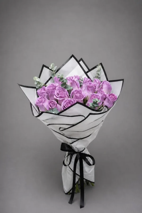 Ramo de 24 rosas lilas
